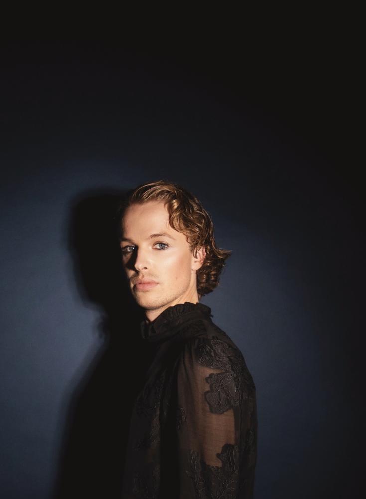 Isak Danielson: Good Things Come to Those Who Wait (Vídeo musical)