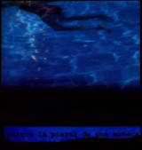 Parece la pierna de una muñeca (C)