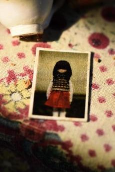 A Branch of Pine Is Tied Up (C)