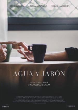 Agua y jabón (C)