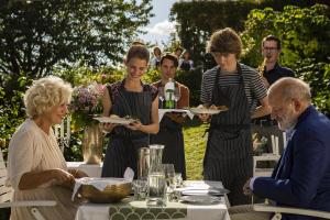 Un equipo familiar (TV)