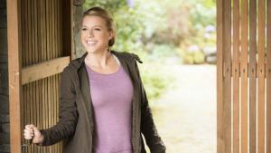 Love Under the Rainbow (TV)