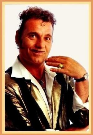 Matrimonios y algo más (Serie de TV)