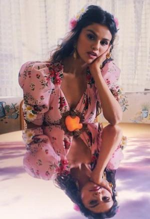 Selena Gomez: De una vez (Vídeo musical)