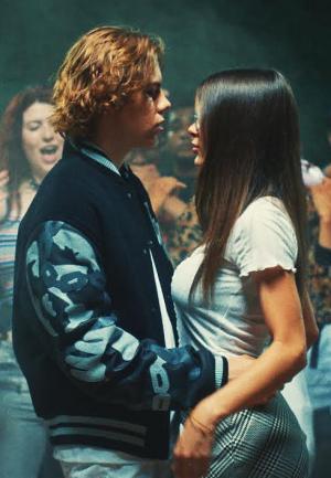 The Kid Laroi feat. Lil Mosey: Wrong (Vídeo musical)